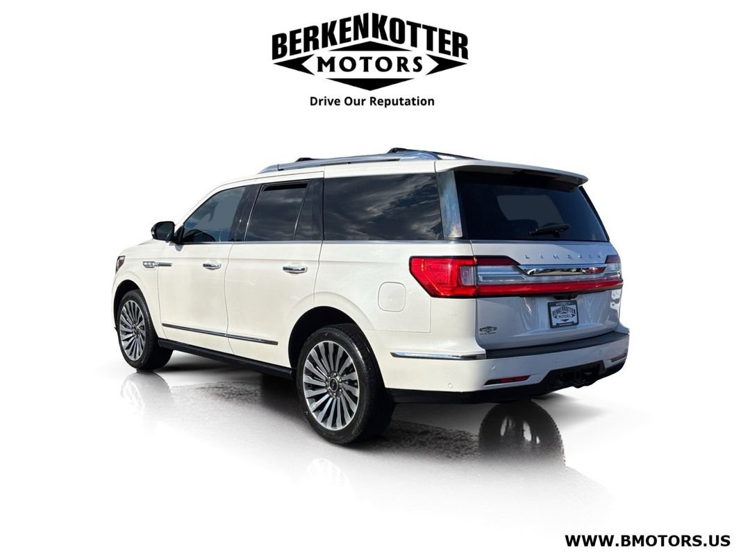 Used 2018 Lincoln Navigator Reserve w/ Technology Package AWD/4WD image 5