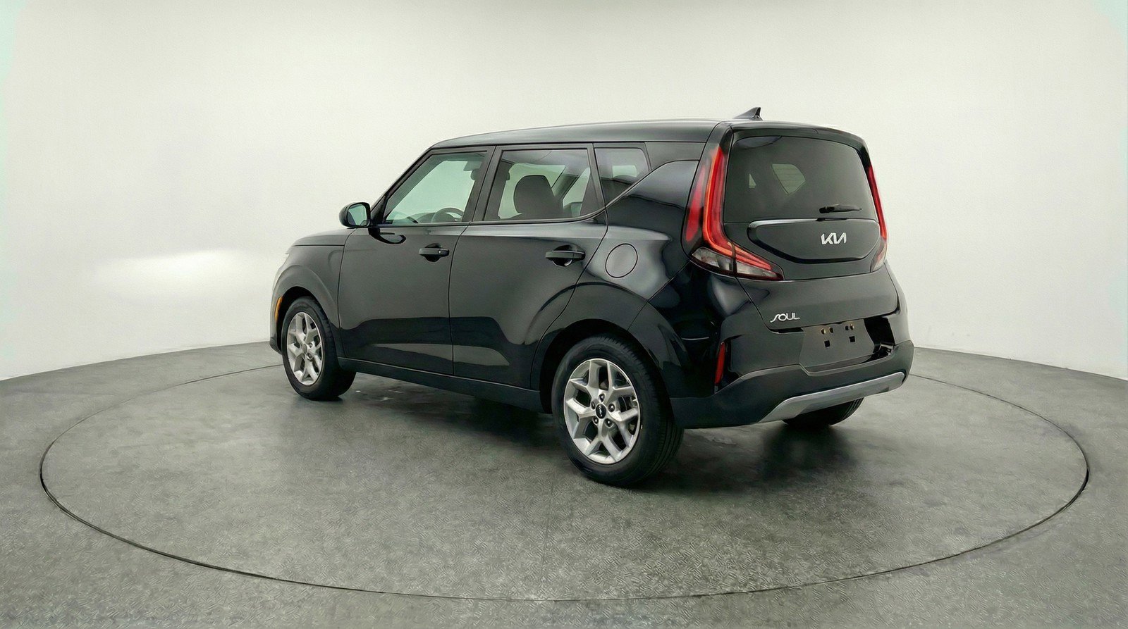 Used 2025 Kia Soul LX w/ LX Technology Package image 6