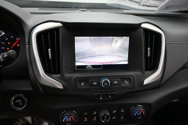 Used 2022 GMC Terrain SLE w/ Driver Convenience Package FWD image 32
