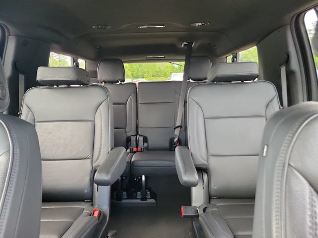 Certified 2025 GMC Yukon XL Denali AWD/4WD image 36