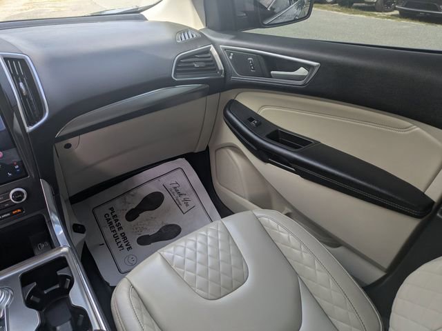 Used 2023 Ford Edge Titanium AWD/4WD image 10