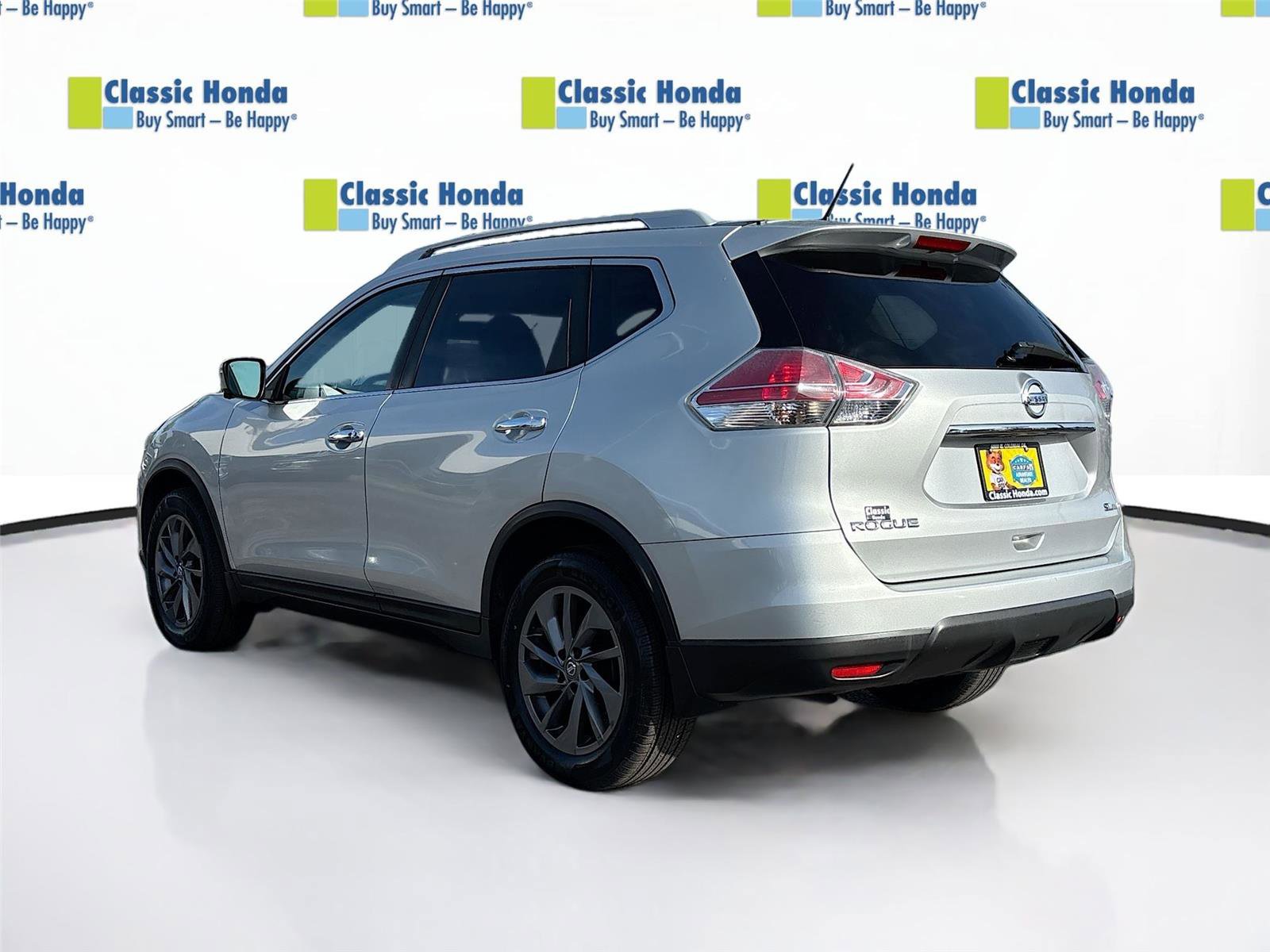 Used 2016 Nissan Rogue SL w/ SL Premium Package image 5