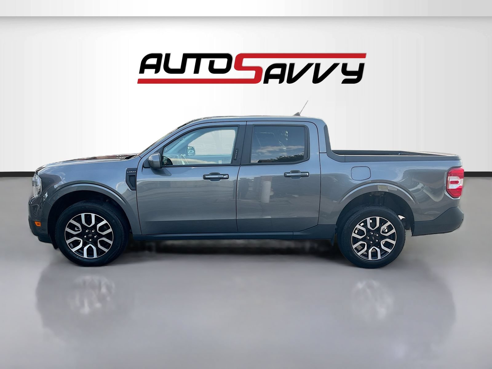 Used 2022 Ford Maverick Lariat w/ Lariat Luxury Package FWD image 4