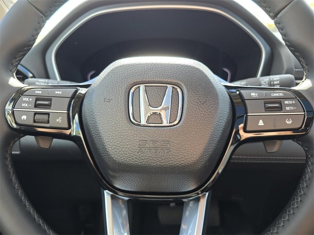 New 2025 Honda Pilot Touring image 31