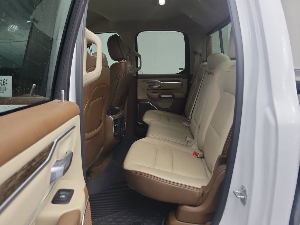 Used 2020 RAM 1500 Laramie AWD/4WD image 10
