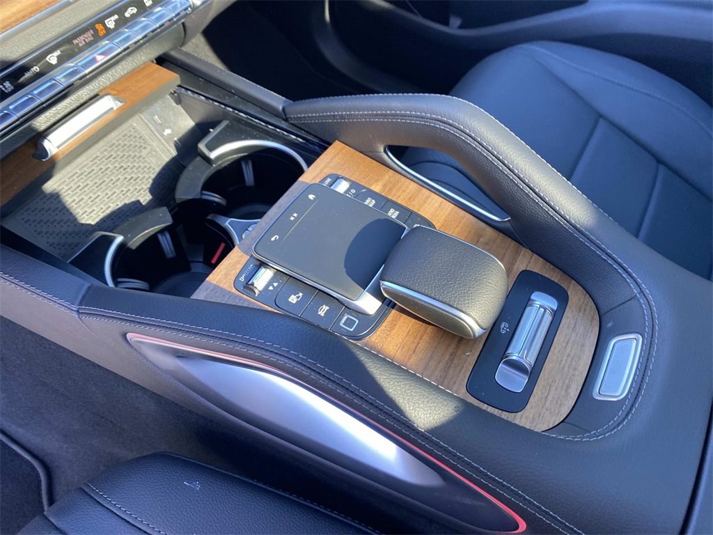 Used 2025 Mercedes-Benz GLS 450 4MATIC image 23