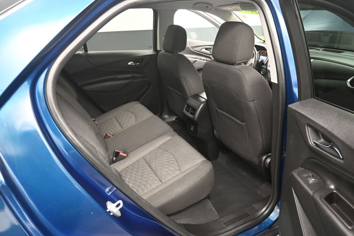 Used 2019 Chevrolet Equinox LT AWD/4WD image 46