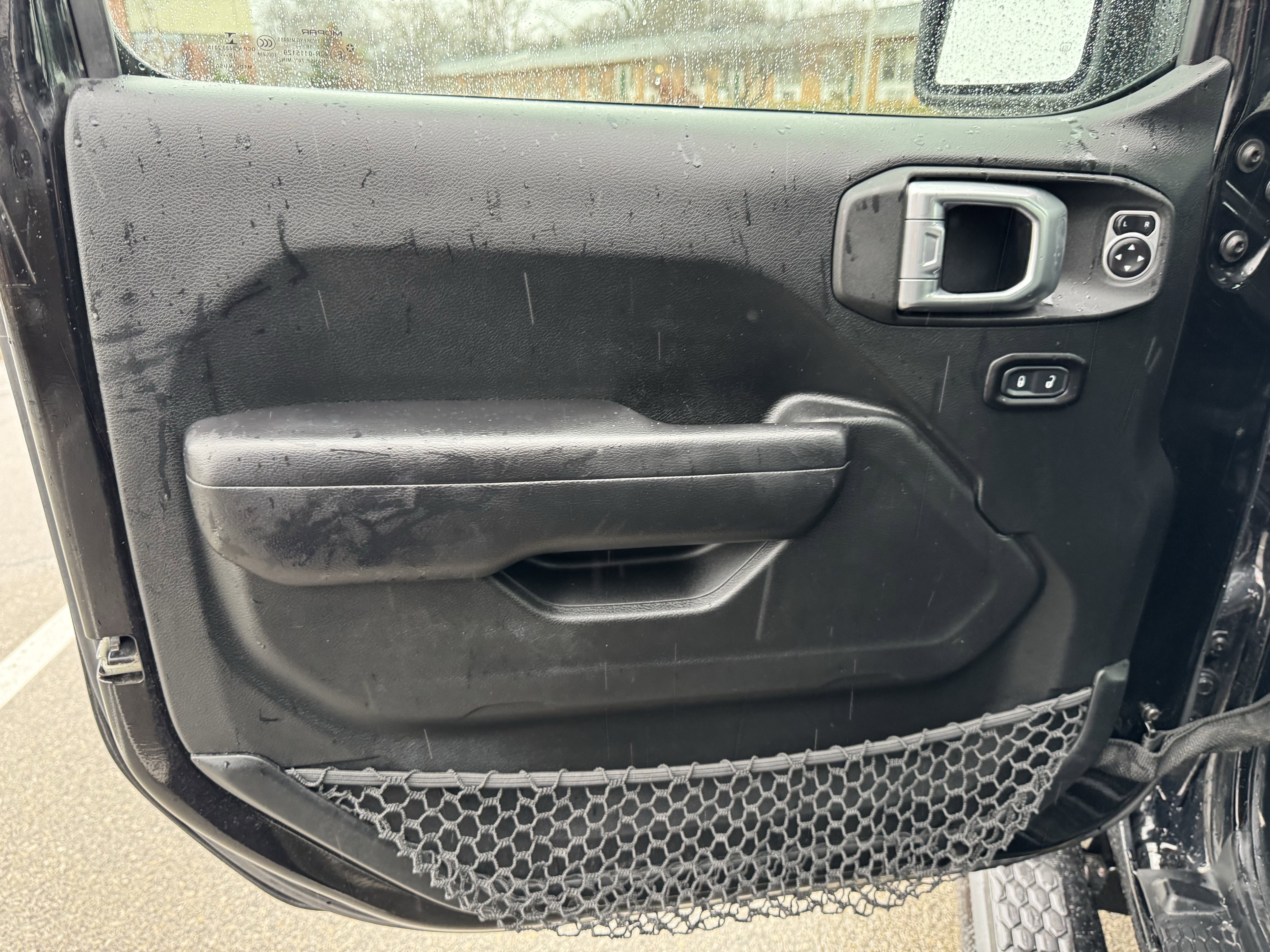 Used 2018 Jeep Wrangler Unlimited Sport S image 21