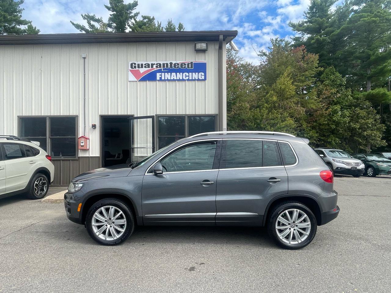 Used 2016 Volkswagen Tiguan SE image 7