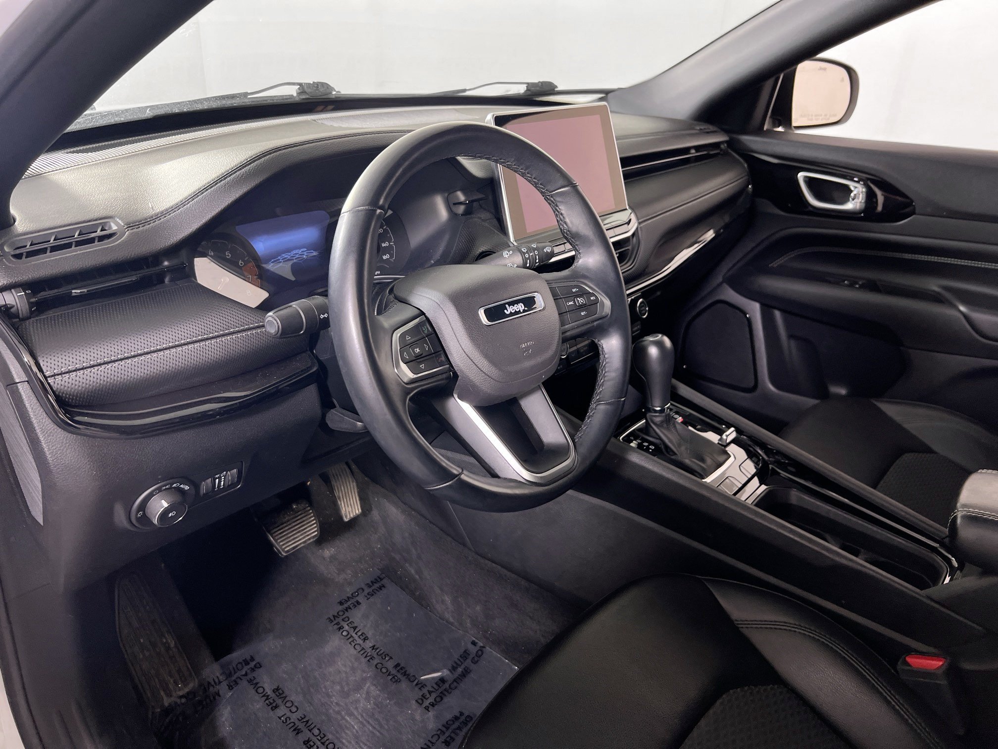 Used 2022 Jeep Compass Latitude w/ Convenience Group AWD/4WD image 9