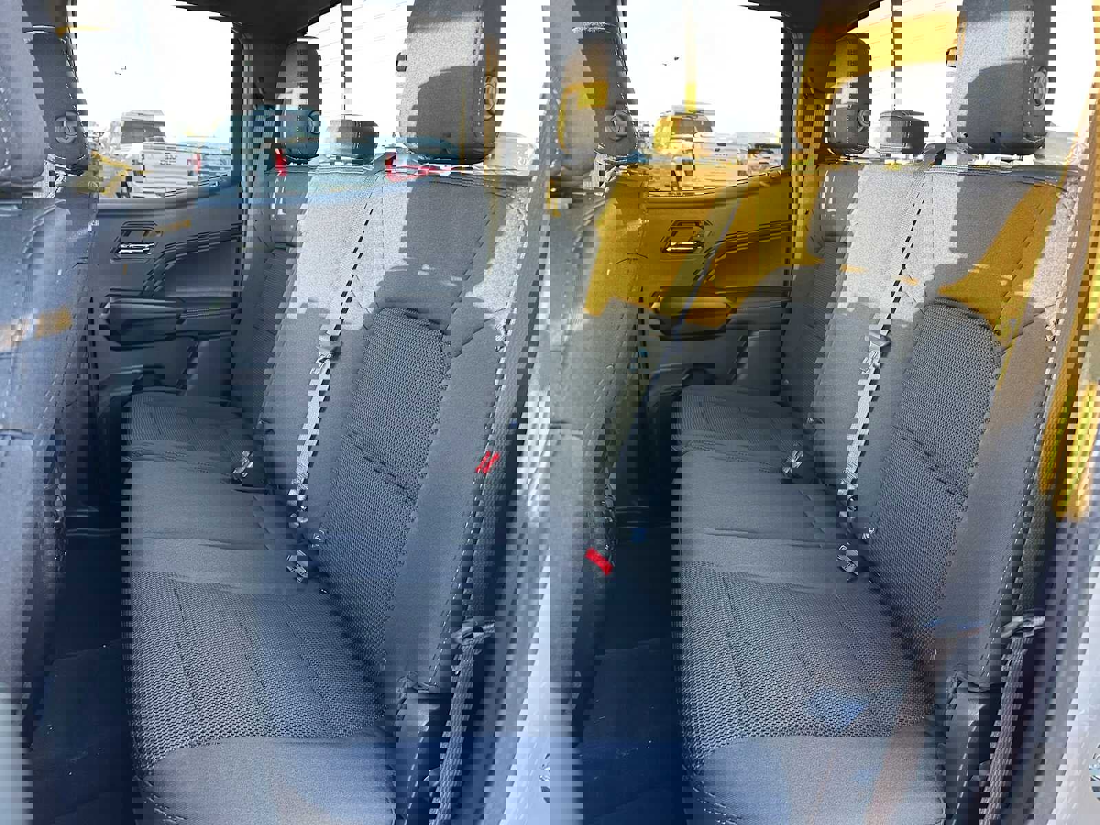 New 2026 GMC Canyon Elevation w/ Convenience Package image 17