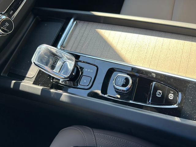 New 2026 Volvo XC60 B5 Plus w/ Climate Package image 23