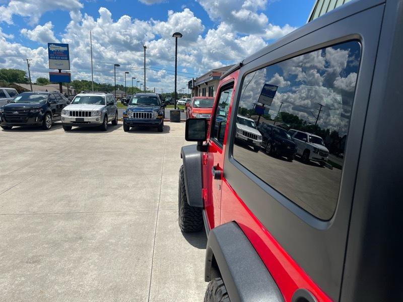 Used 2015 Jeep Wrangler Sport AWD/4WD image 14