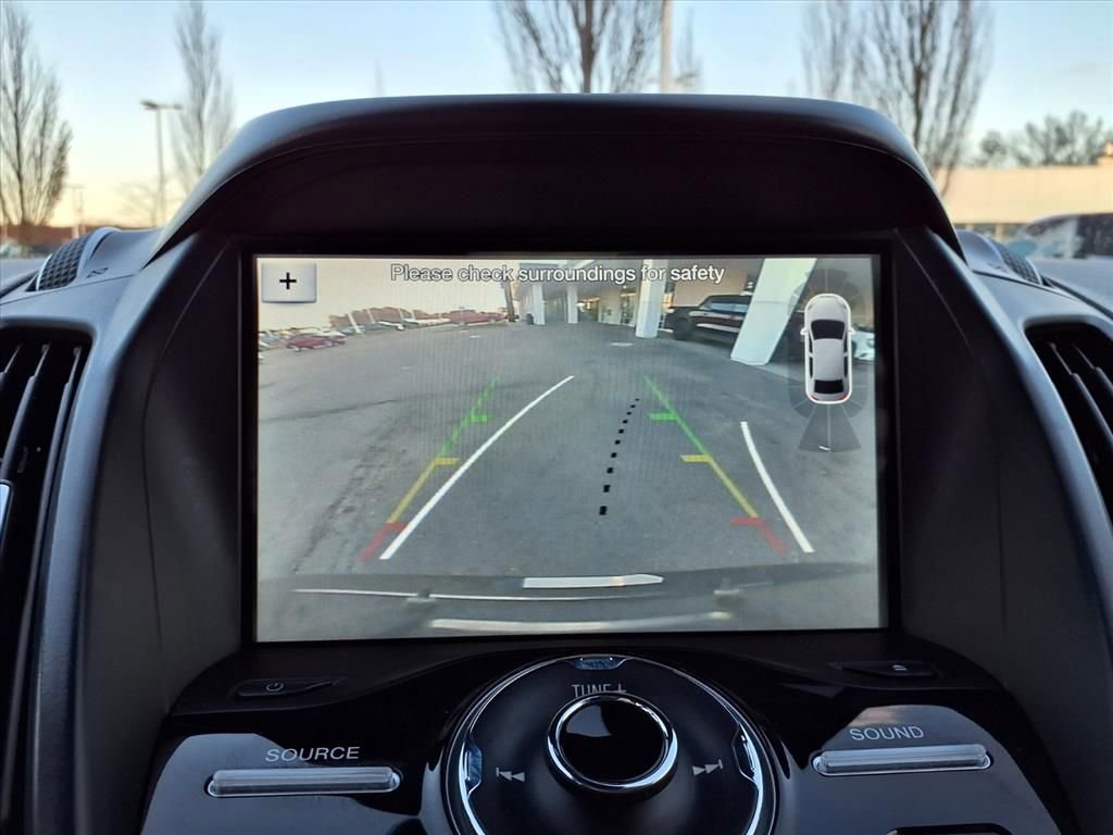 Used 2018 Ford Escape Titanium w/ Ford Safe & Smart Package image 8