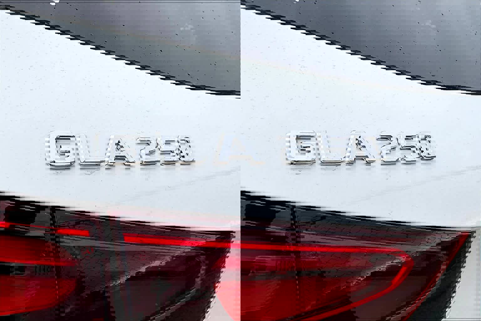 Used 2025 Mercedes-Benz GLA 250 4MATIC image 15