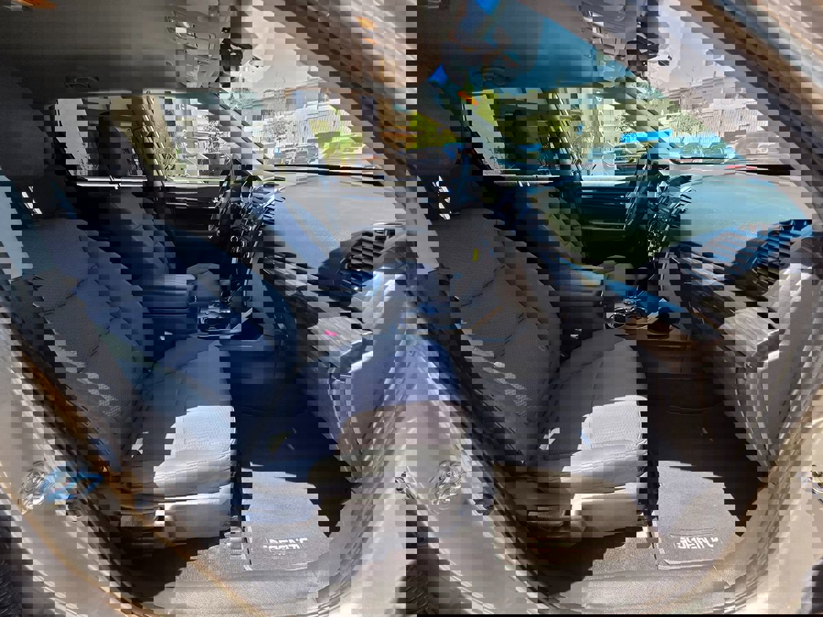 Used 2013 Kia Sorento LX w/ Third Row Pkg image 19