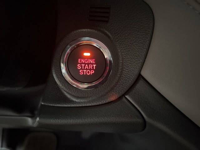 Certified 2025 Subaru Outback Limited image 40