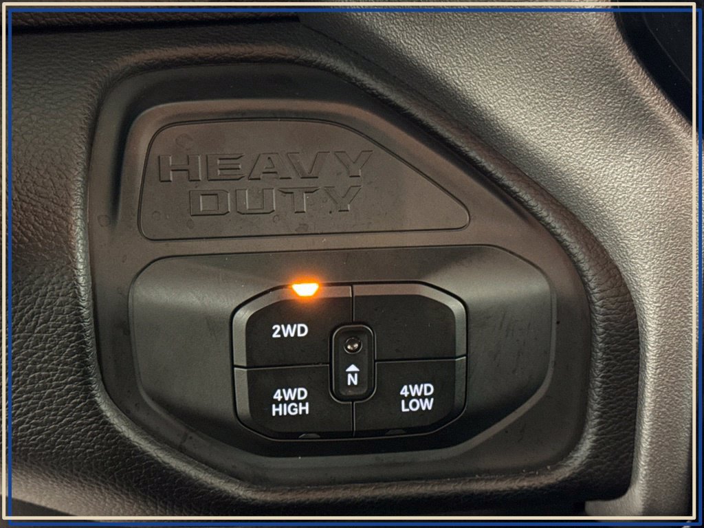 Used 2025 RAM 2500 Big Horn AWD/4WD image 27
