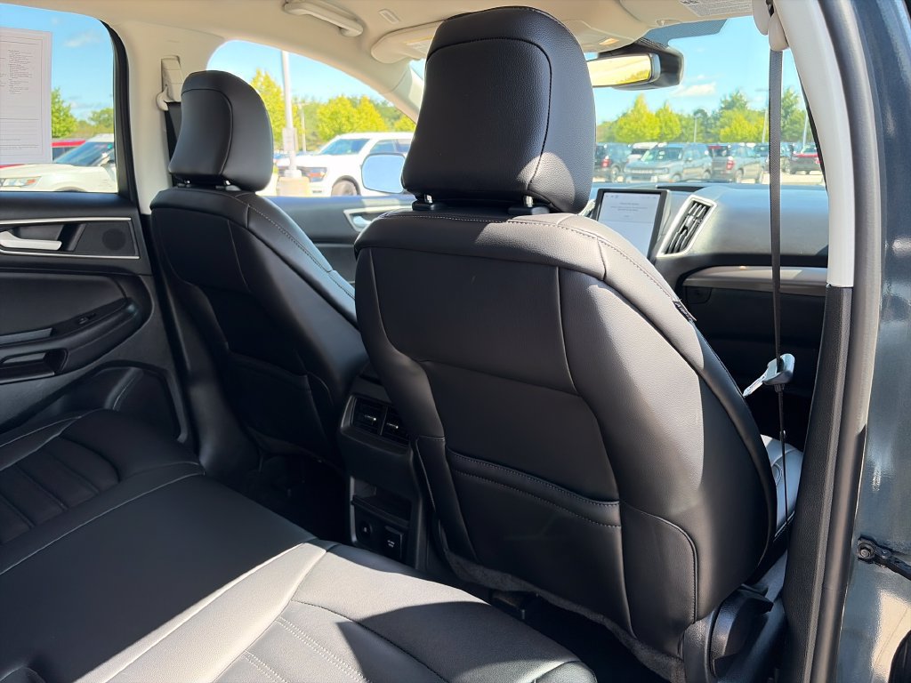 Used 2024 Ford Edge SEL w/ Convenience Package AWD/4WD image 30