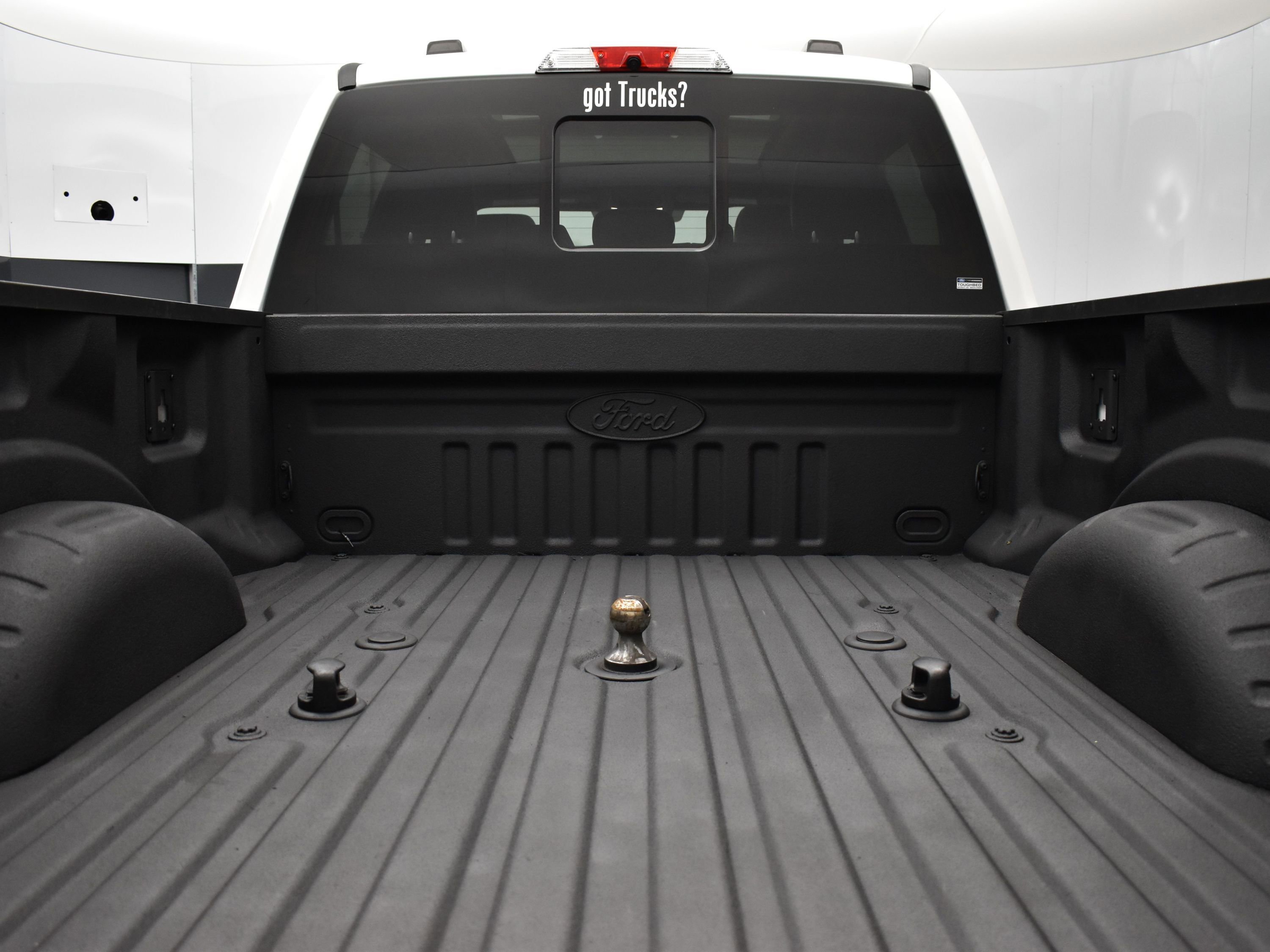 Used 2021 Ford F350 Lariat image 6