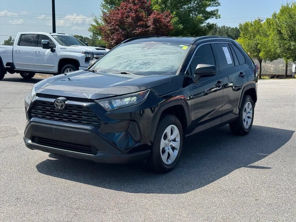 Used 2020 Toyota RAV4 LE FWD image 7