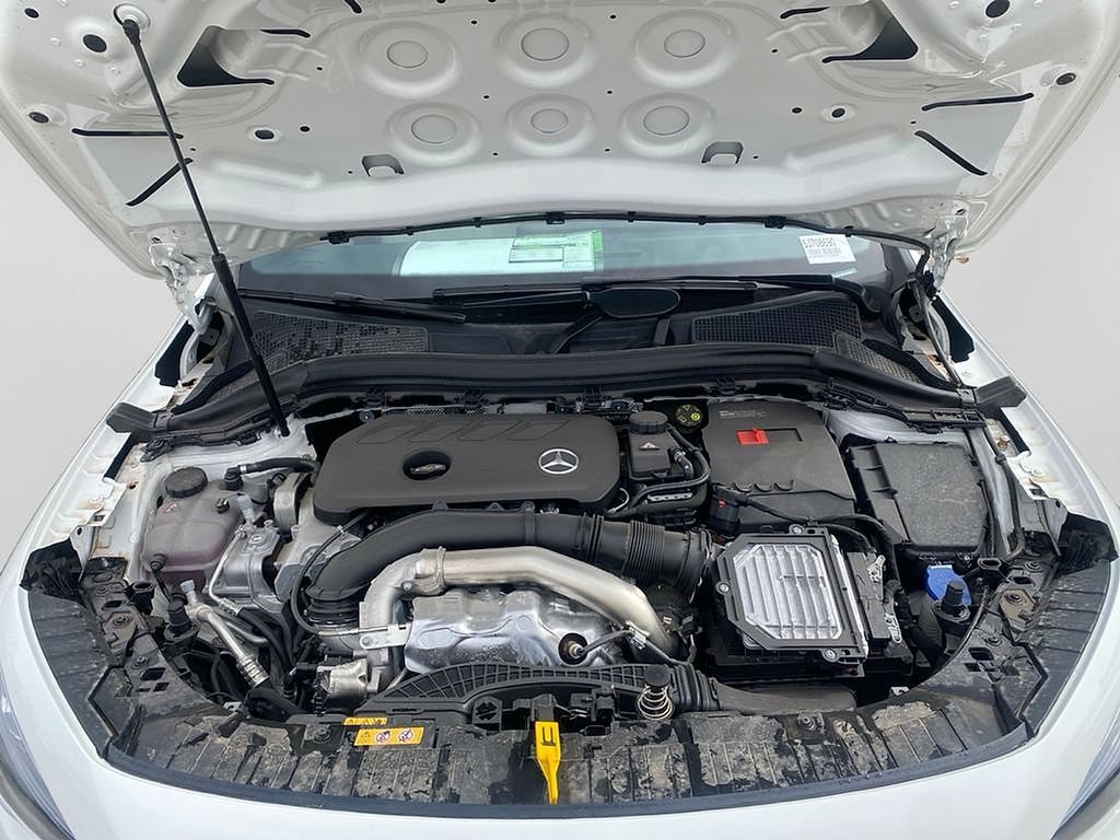 New 2025 Mercedes-Benz GLA 250 image 9