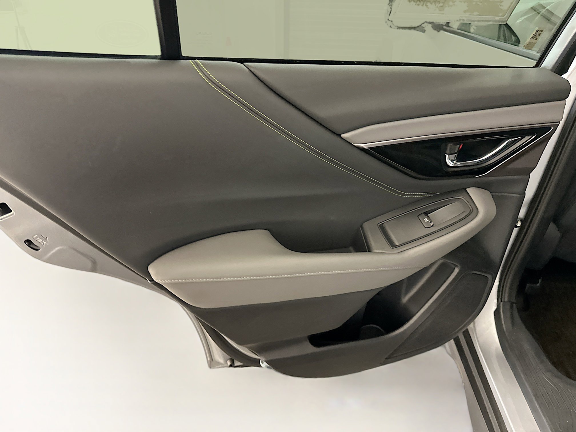 Used 2025 Subaru Outback Onyx Edition image 27