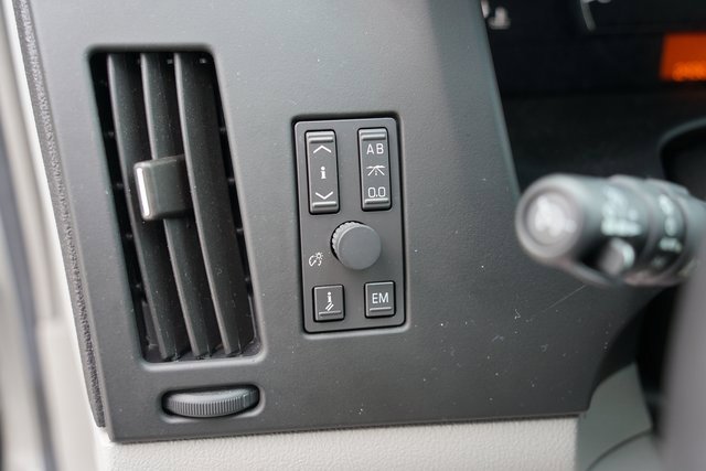 Used 2006 Cadillac STS V6 w/ Preferred Equipment Group image 13