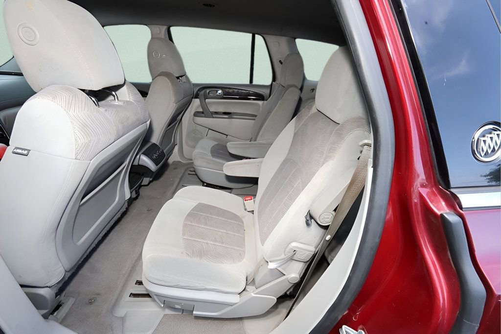 Used 2015 Buick Enclave Convenience FWD image 14