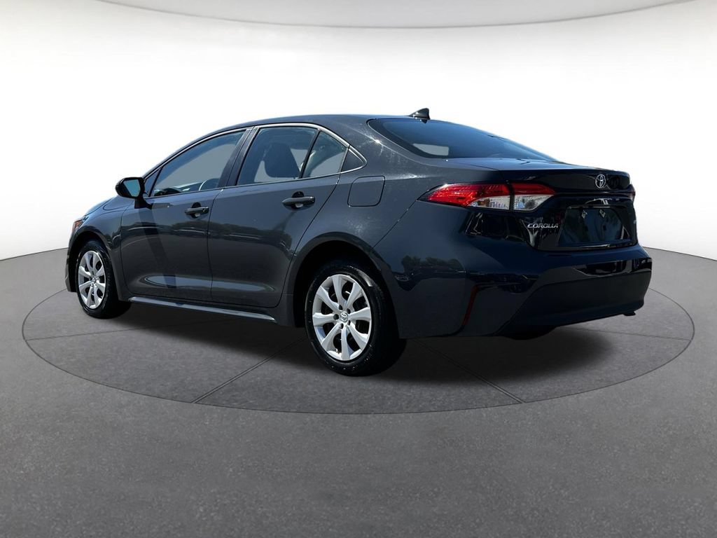 Used 2024 Toyota Corolla LE FWD image 3