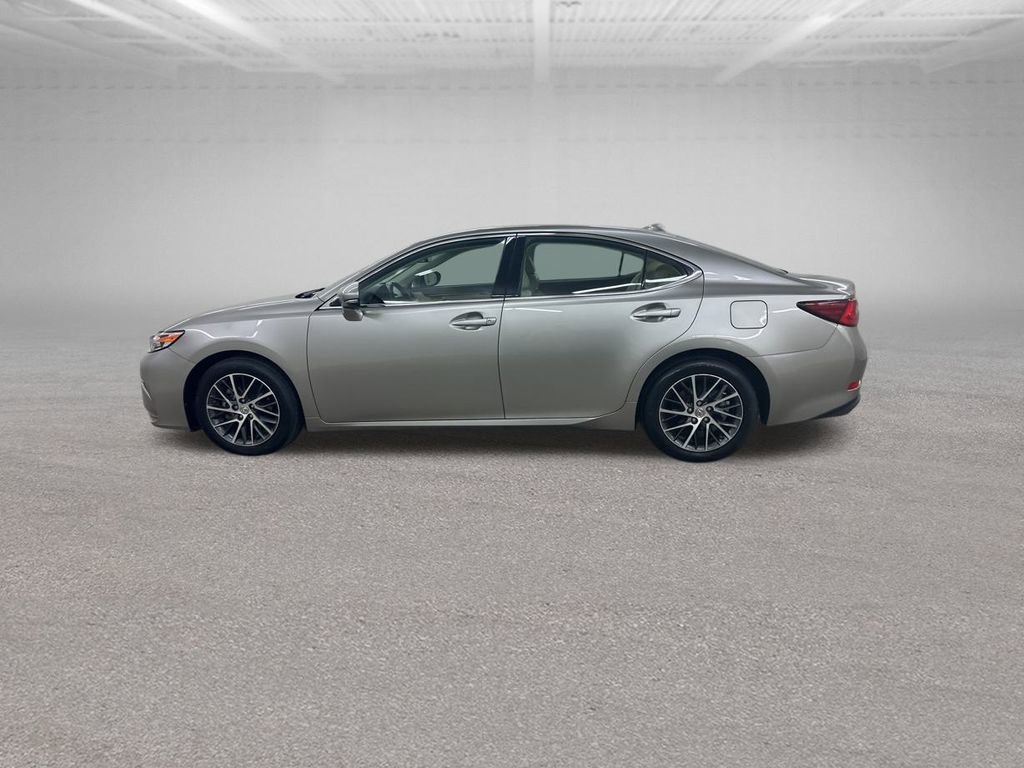 Used 2017 Lexus ES 350 image 7