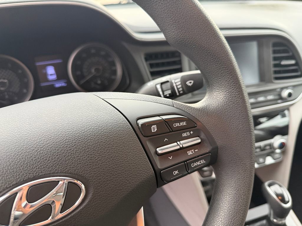 Used 2020 Hyundai Elantra SEL FWD image 14