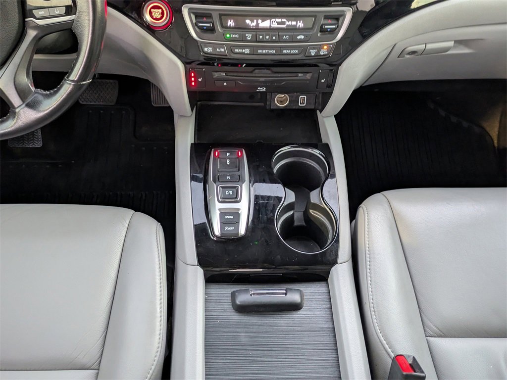 Used 2020 Honda Pilot Touring image 19
