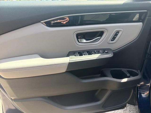 Certified 2023 Honda Pilot Touring image 13