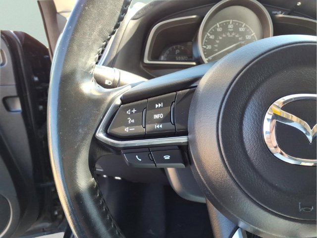 Used 2018 MAZDA MAZDA3 Touring FWD image 16