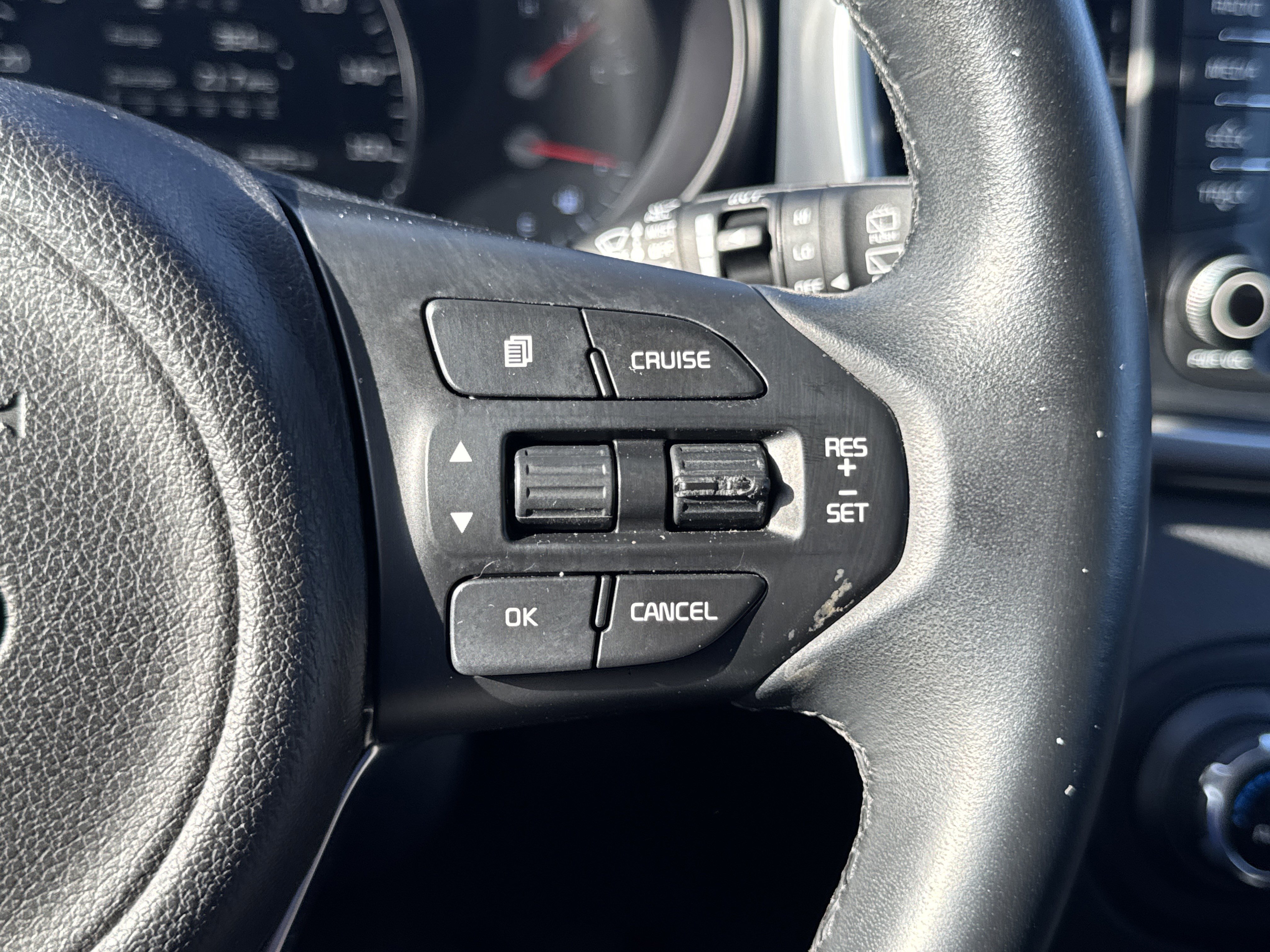 Used 2017 Kia Sorento EX image 17