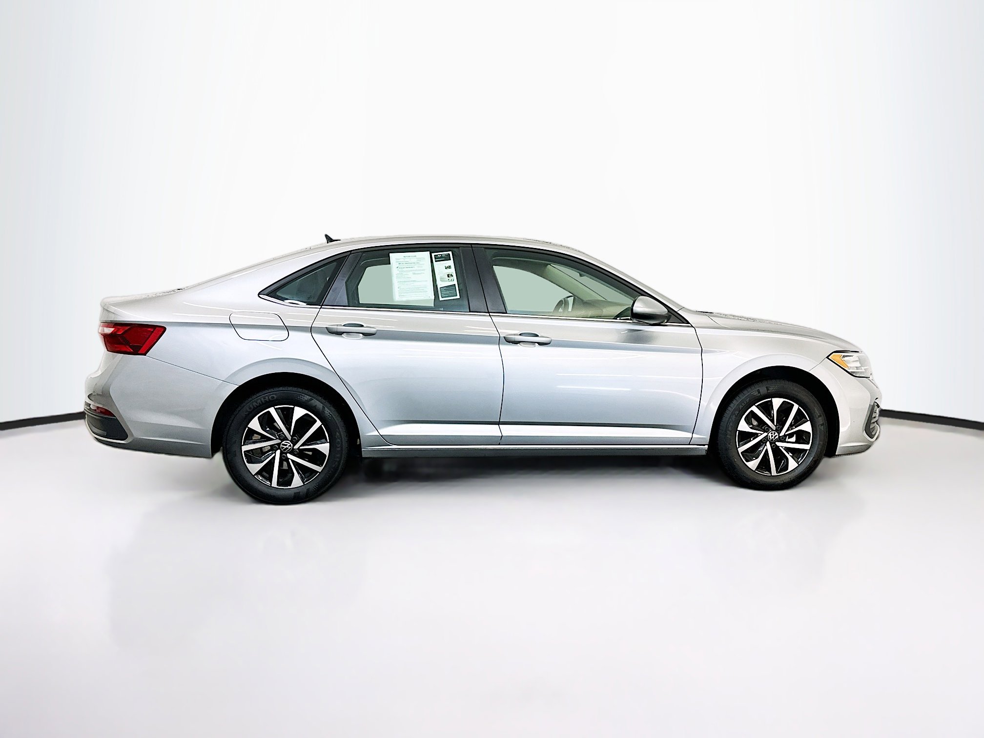 Used 2024 Volkswagen Jetta S image 10