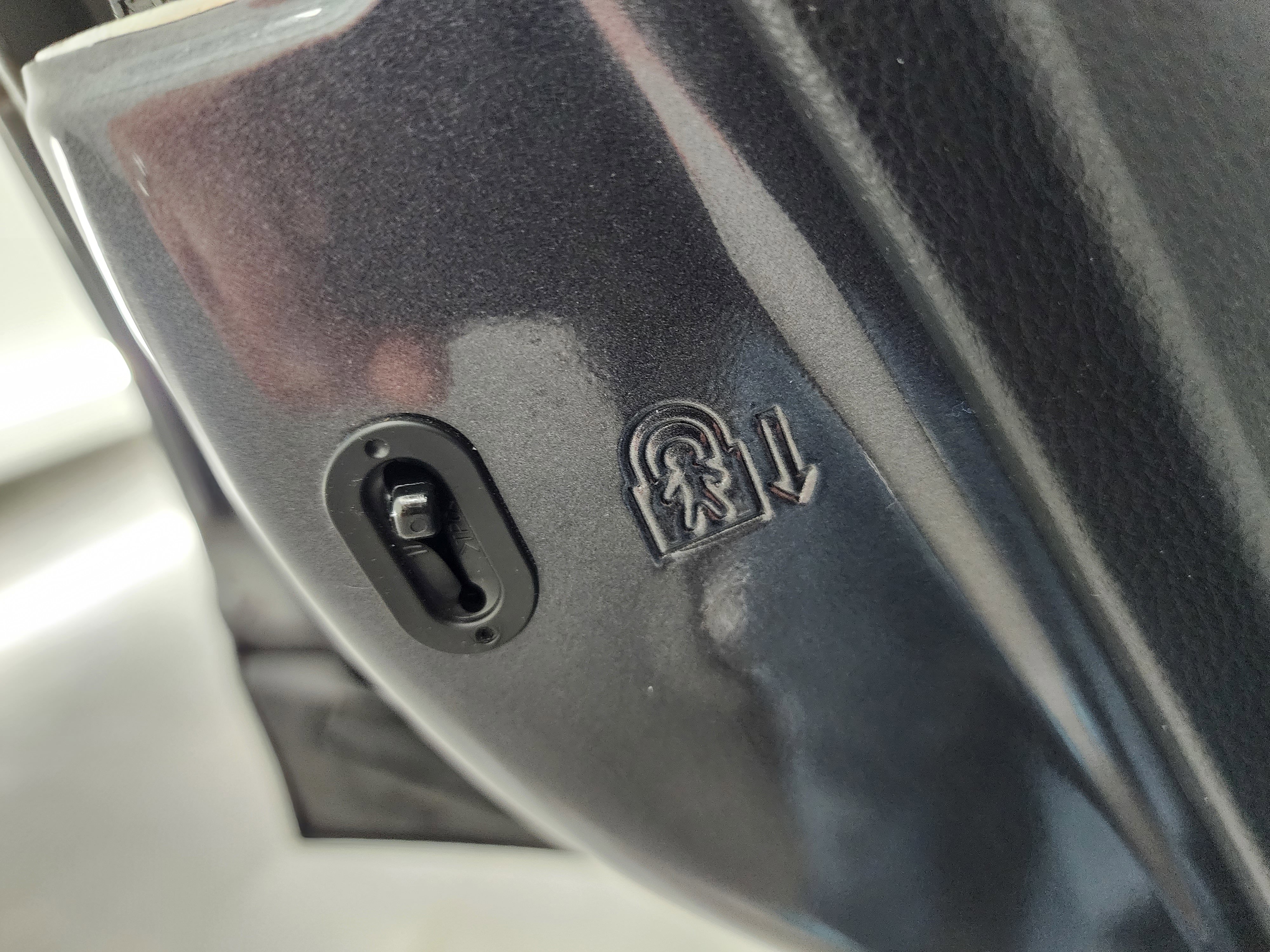 Used 2024 Toyota RAV4 XLE image 35