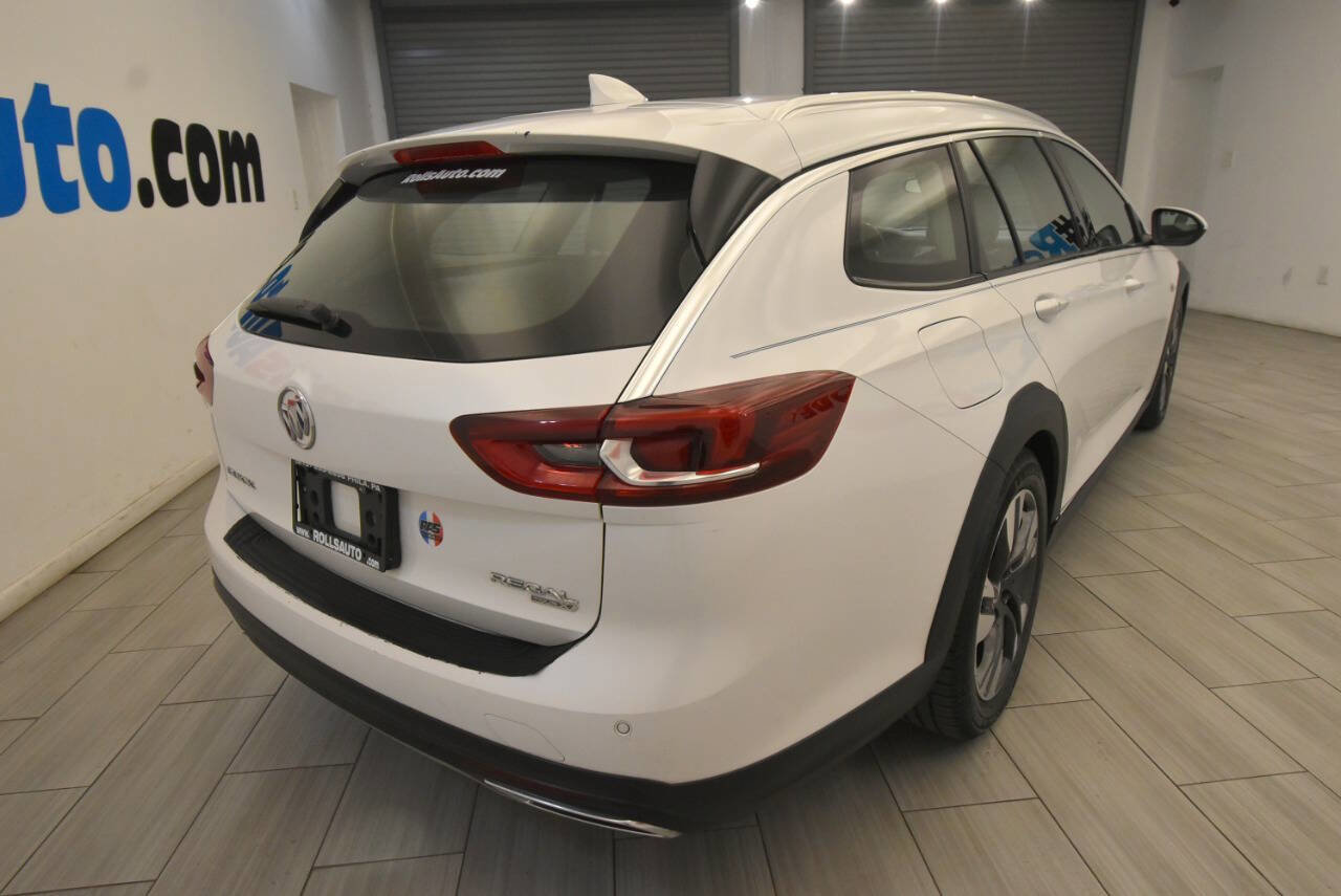 Used 2018 Buick Regal Essence w/ Driver Confidence Package #1 AWD/4WD image 5