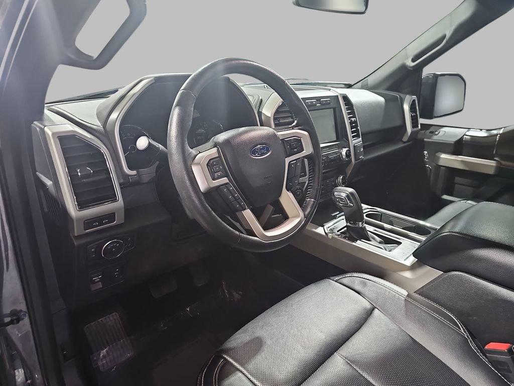 Used 2018 Ford F150 Lariat w/ Equipment Group 502A Luxury AWD/4WD image 19