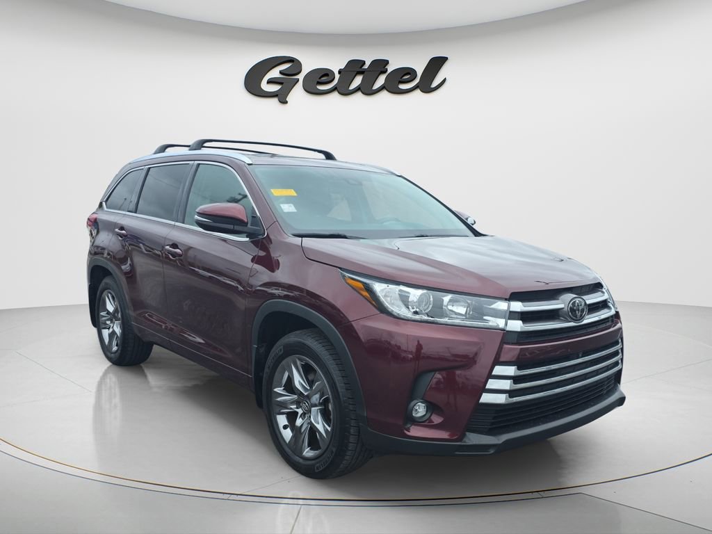 Used 2019 Toyota Highlander Limited Platinum image 3