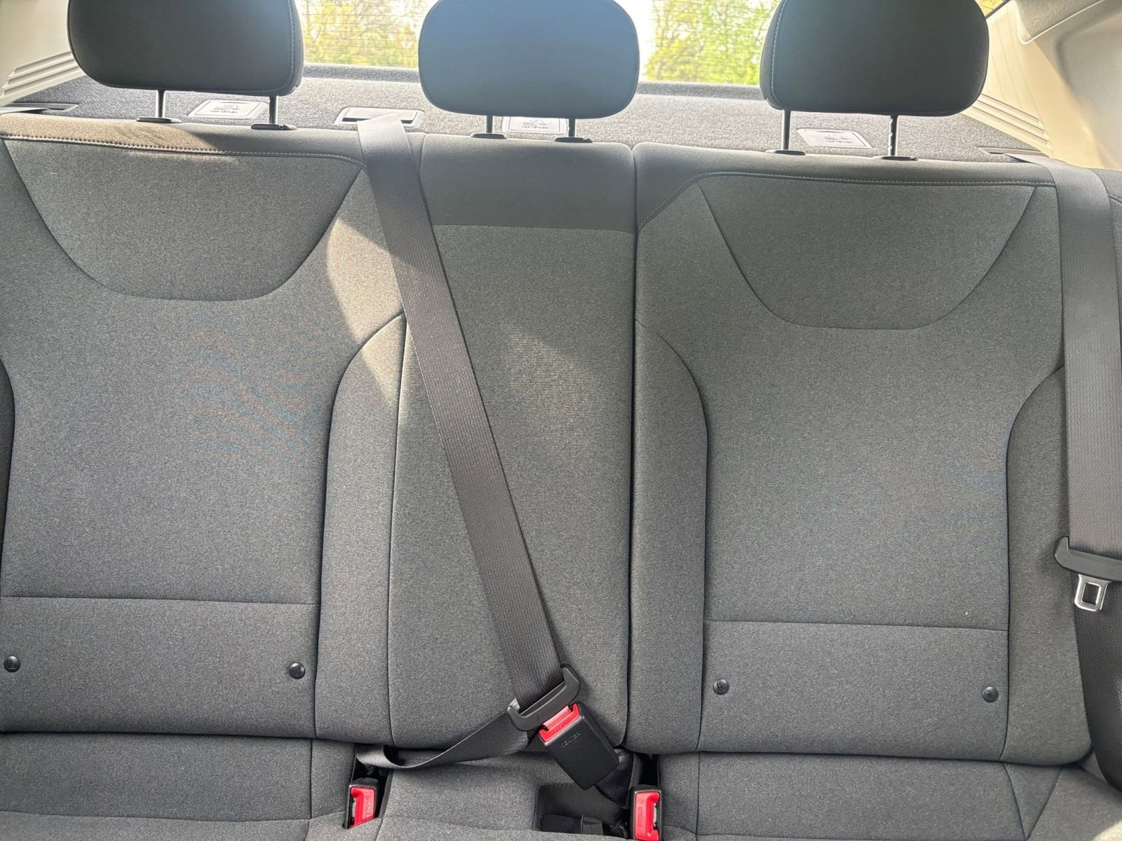 Used 2025 Kia K4 LXS image 37