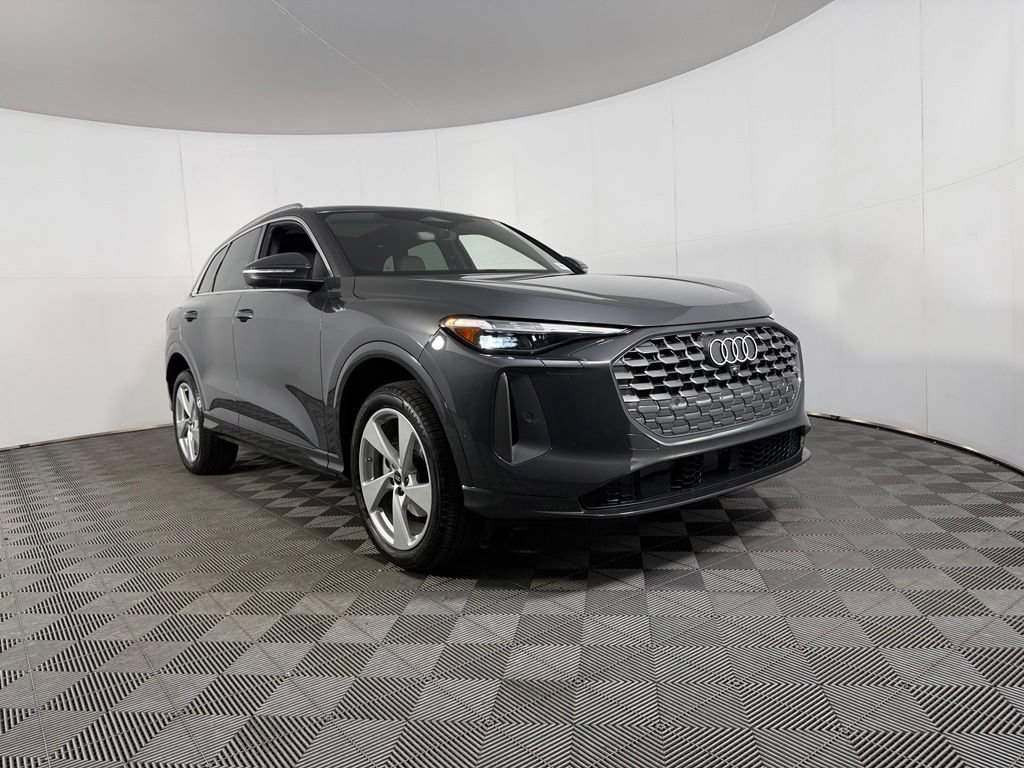 Used 2025 Audi Q5 Premium Plus AWD/4WD image 6
