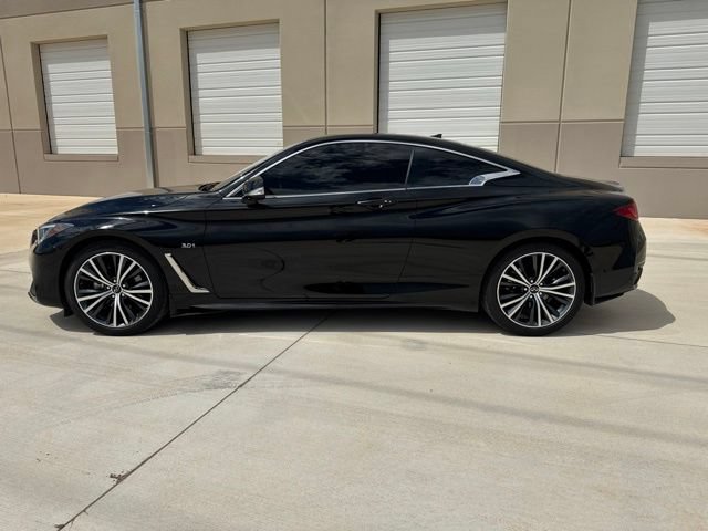 Used 2020 INFINITI Q60 3.0t Luxe w/ Essential Package AWD/4WD image 8