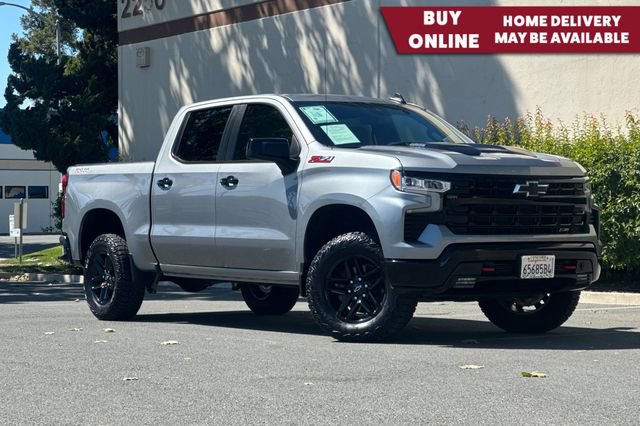 Used 2024 Chevrolet Silverado 1500 LT Trail Boss w/ Convenience Package II AWD/4WD image 1