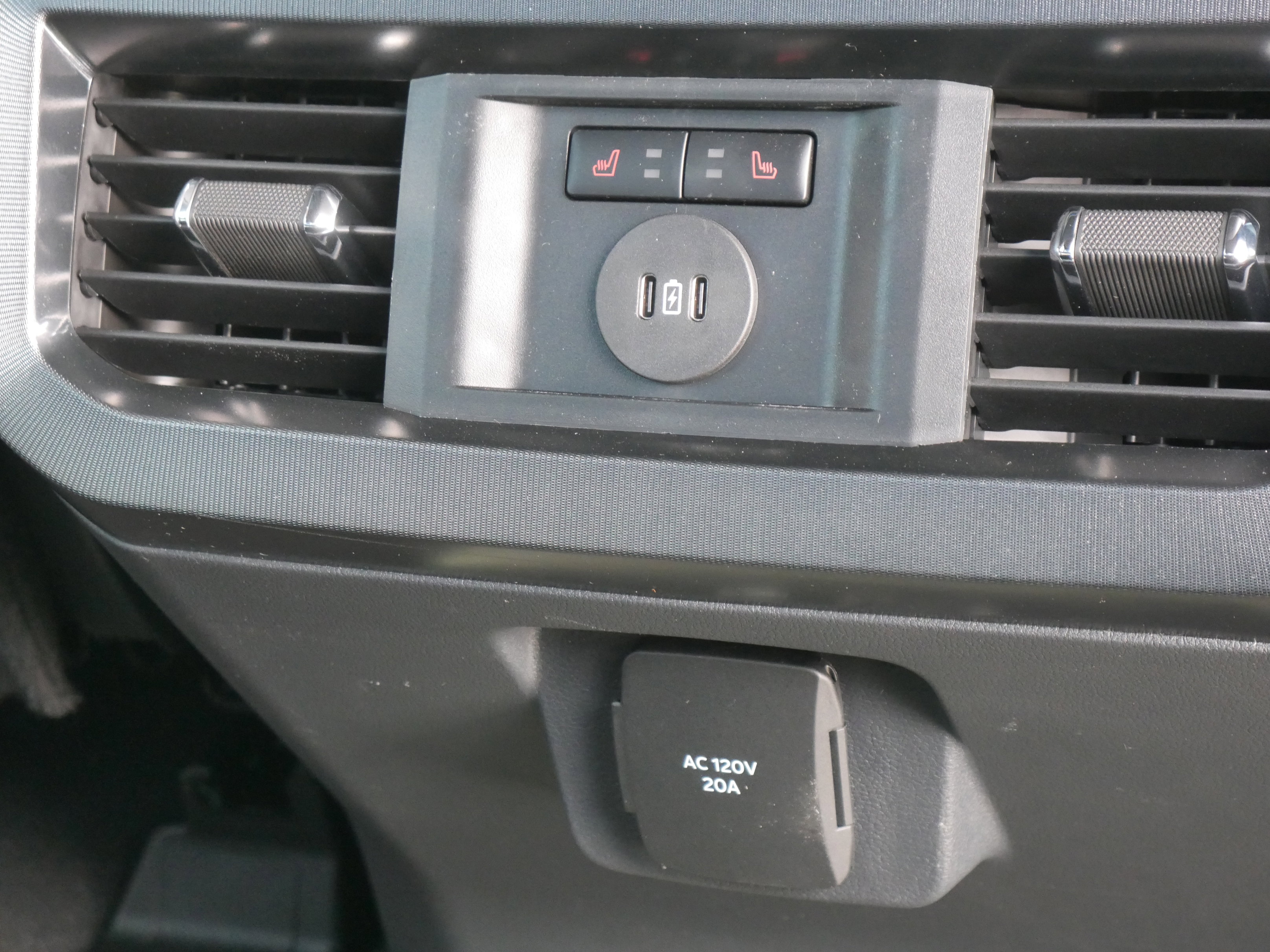 New 2026 Ford F350 Platinum image 35