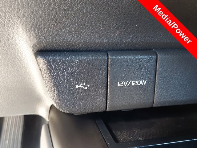 Certified 2022 Toyota Camry SE w/ Cold Weather Package AWD/4WD image 23