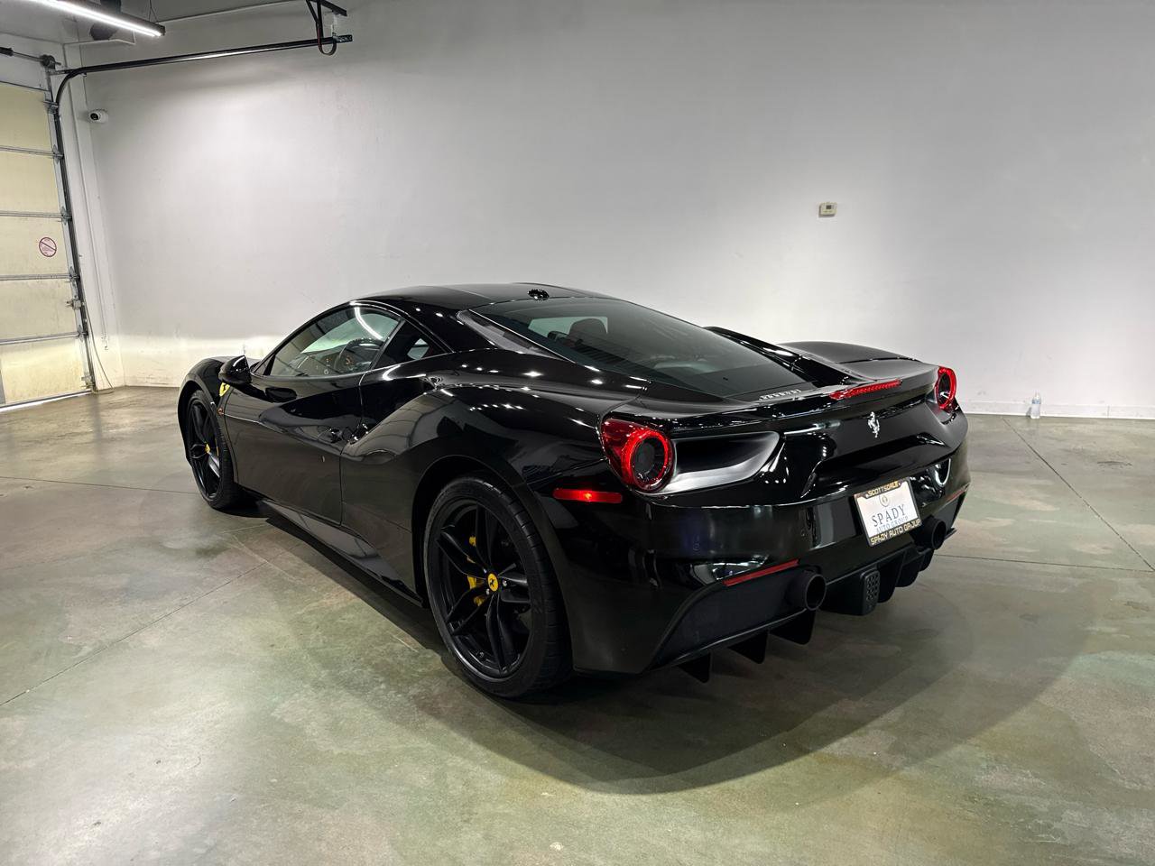 Used 2016 Ferrari 488 GTB image 6