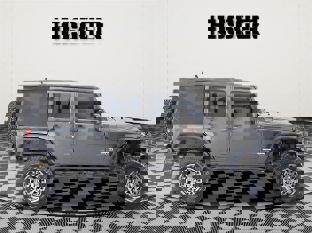 Used 2014 Jeep Wrangler Unlimited Sport w/ Connectivity Group image 2