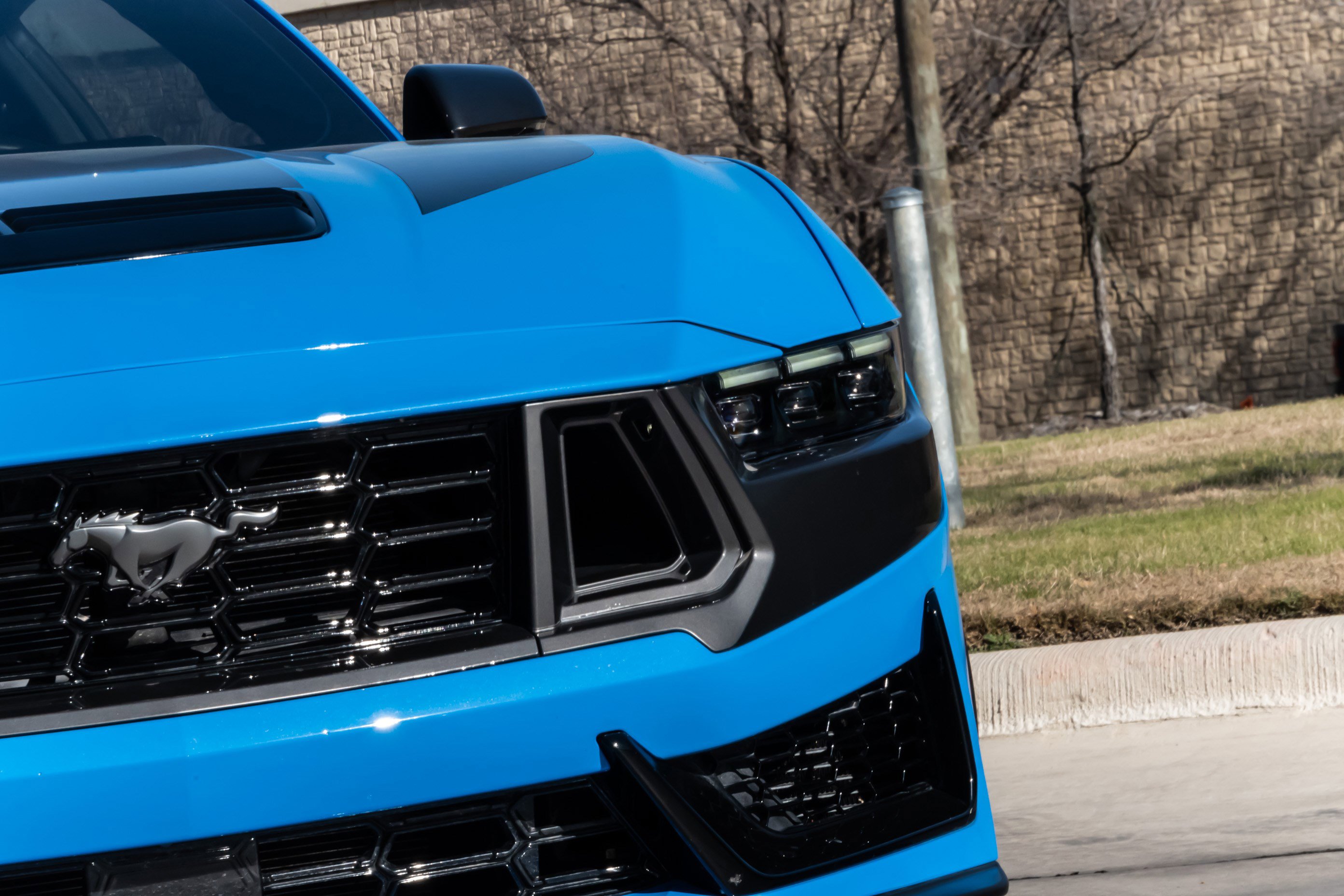 Used 2025 Ford Mustang Dark Horse image 7